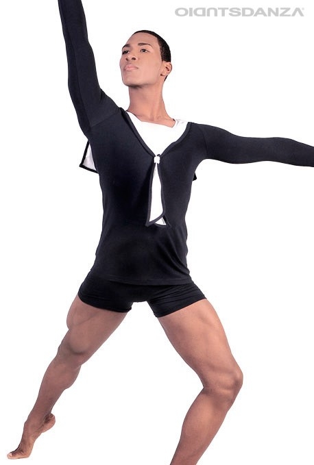 ceja Cerebro entrevista Traje de danza para hombre adaptado a la danza clásica y moderna